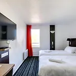 Brit La Neuvillette Hotel
