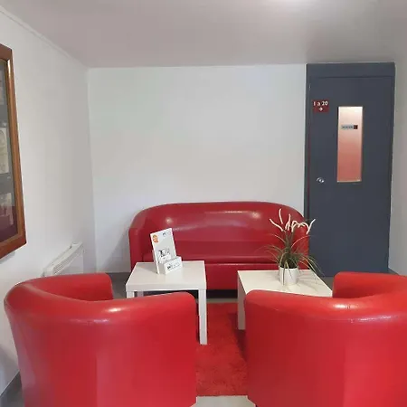 Brit Hotel Reims La Neuvillette 3* Reims