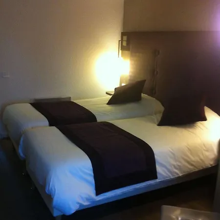 Brit La Neuvillette Hotel