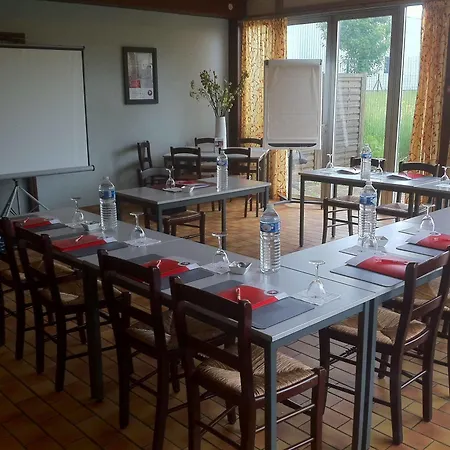 Brit La Neuvillette Hotel