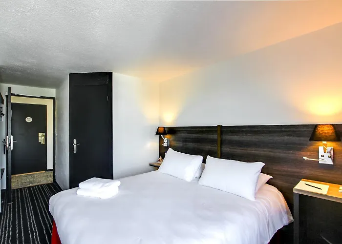 Brit Hotel Reims La Neuvillette