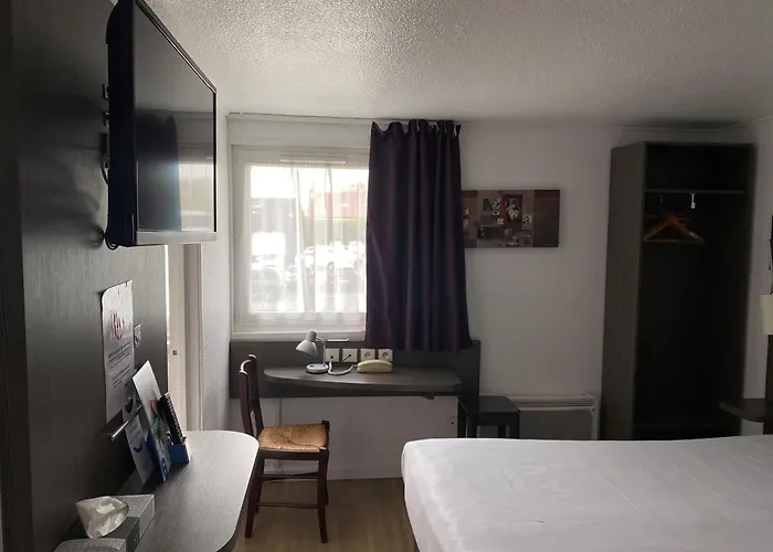 Brit Hotel Reims La Neuvillette 3* Reims