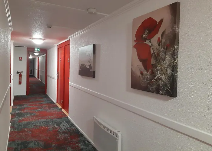 Brit Hotel Reims La Neuvillette 3*