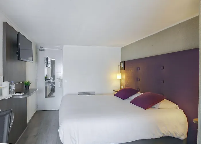 Brit Hotel Reims La Neuvillette 3*