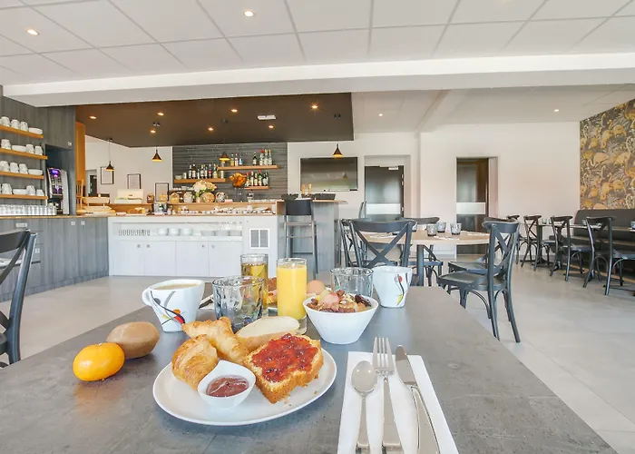 Hotel Brit Hotel Reims La Neuvillette 3*