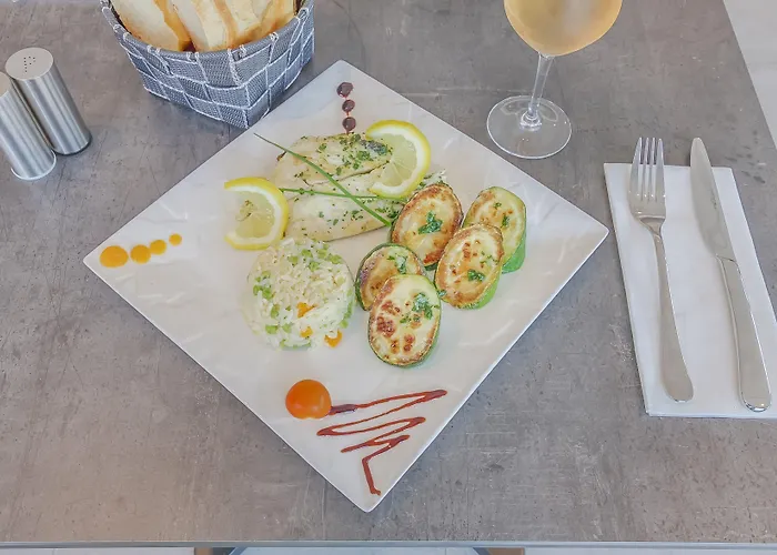 Brit Hotel Reims La Neuvillette Reims